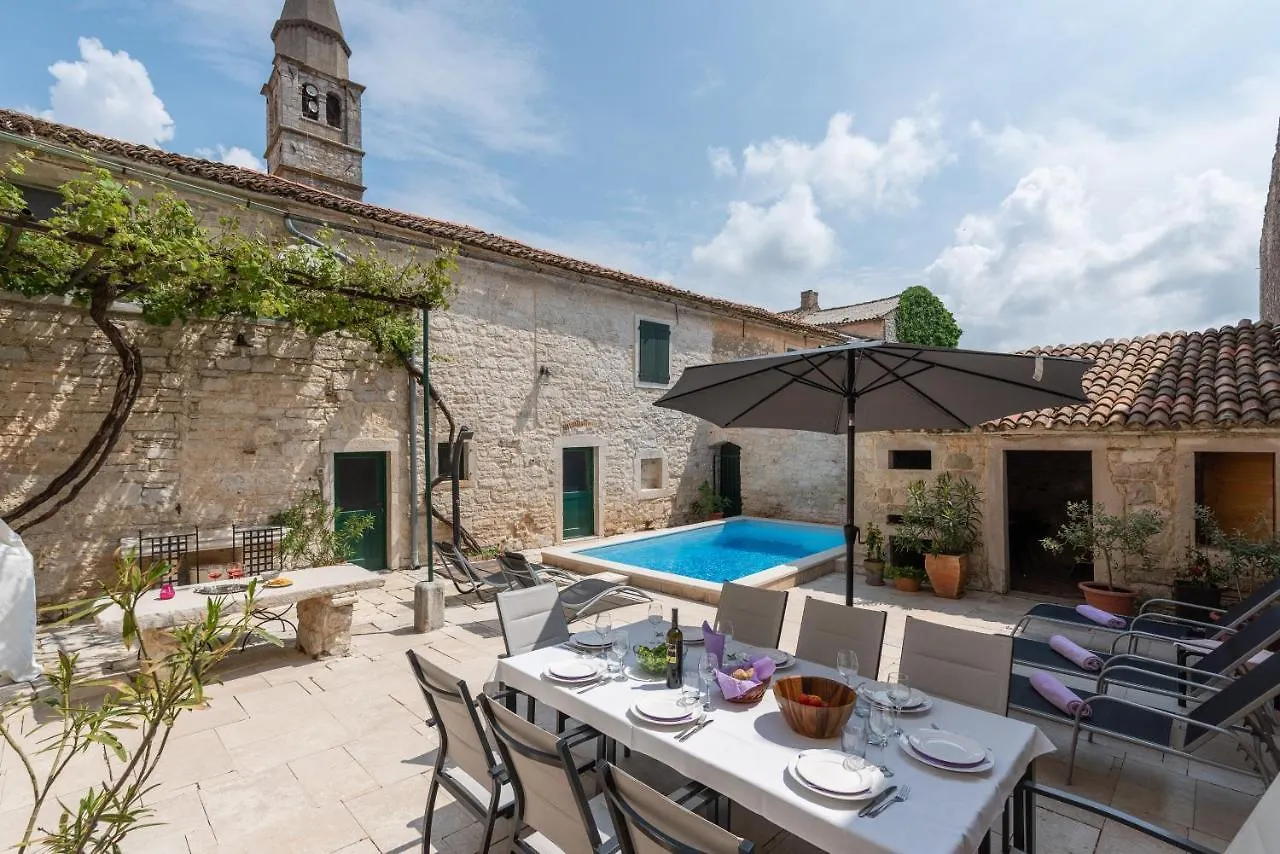 Villa San Vincenti Svetvincenat Croatia